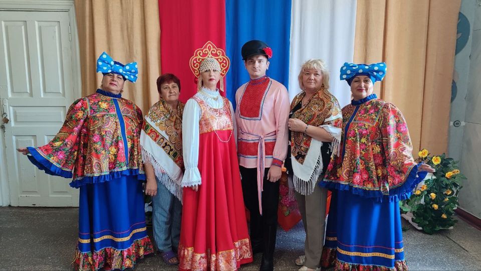 В Плодородном отметили День самовара фольклорными посиделками