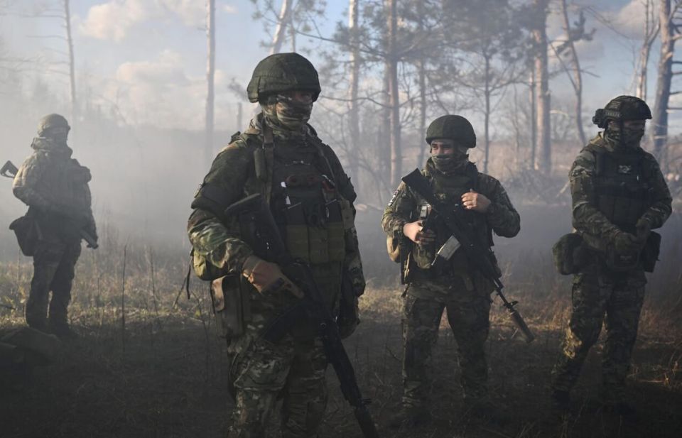 Российские добровольцы отрабатывают захват опорных пунктов ВСУ