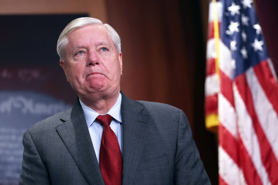 «Война может завершиться ещё до Рождества, если состоится встреча Зеленского, Трампа и Путина», — сенатор США Грэм