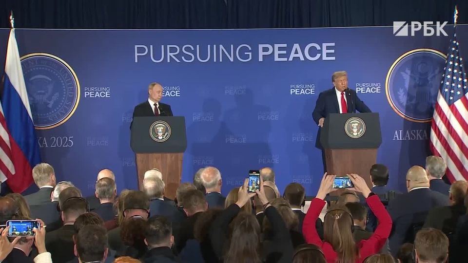 Главные заявления американского лидера Дональда Трампа по итогам переговоров с Президентом РФ Владимиром Путиным: