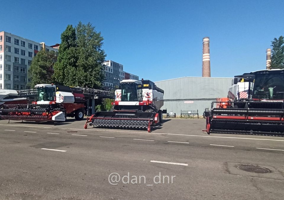 По комбайну каждые полчаса