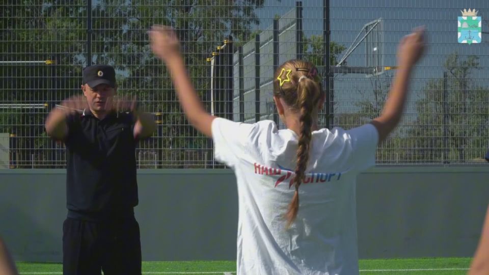 «Зарядка со стражем порядка»: Дмитровка присоединилась к всероссийской акции