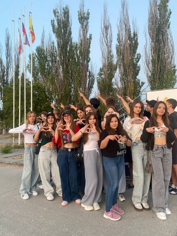 99 детей из Васильевского муниципального округа отдыхают в Крыму благодаря поддержке шефской республики