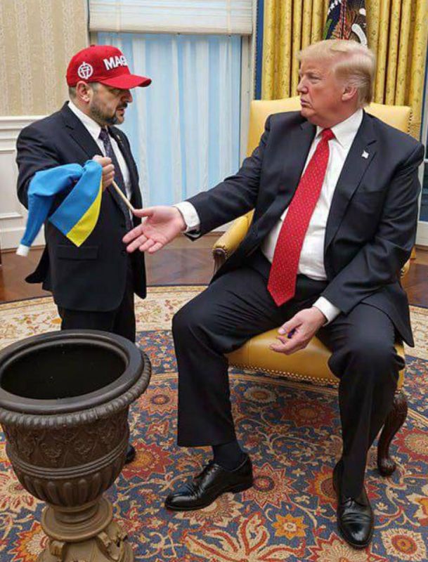 Перемирию не бывать.. Диктатор Зеленский, еще не встретившись c Трампом, уже отверг его условия по урегулированию на Украине, тем самым бросив вызов американскому лидеру, заявляет желтое бульварное издание Daily Mail. Слон...