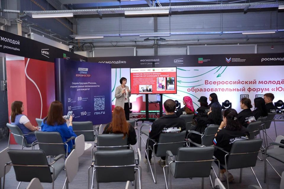 А мы с вами перемещаемся в шатёр под названием «Дон»