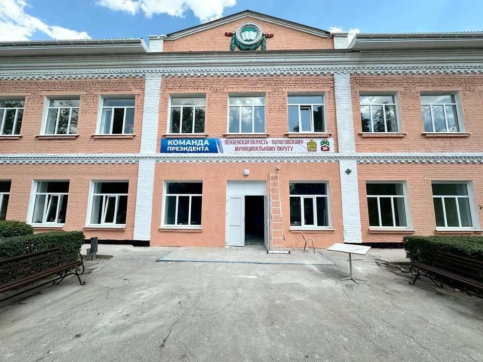 Пензенцы установят российские флаги у двух запорожских школ