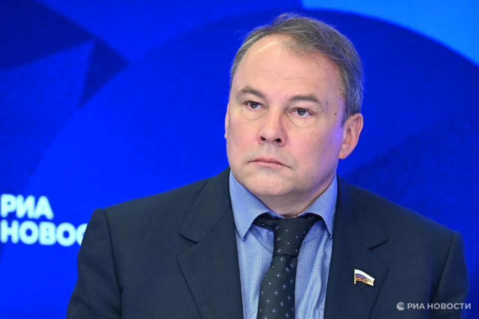 Западные мечты о решении русского вопроса рухнули, заявил Толстой