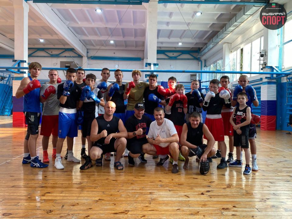 С 4 по 17 августа сборная Запорожской области по боксу успешно прошла учебно-тренировочные сборы в городе Алуште!