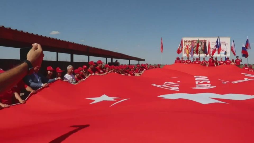 Виктор Емельяненко: Принял участие в открытии первого молодёжного форума-лагеря «Новороссия-2025» на Запорожской земле