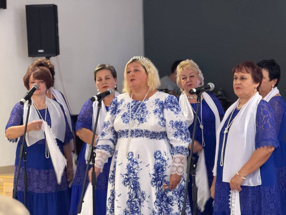 Сегодня в ДК Железнодорожников состоялся вечер песни