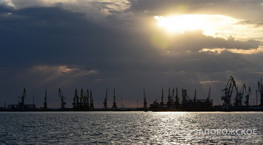 Порт Бердянска открыли для захода иностранных судов