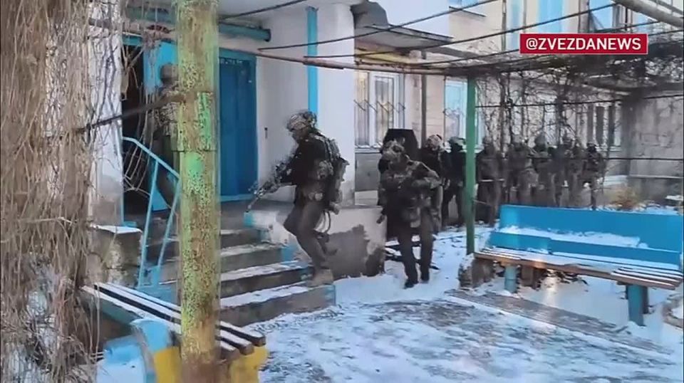 Задержаны два агента военной разведки Украины в ДНР, причастные к двум подрывам машин и подготовке двух терактов