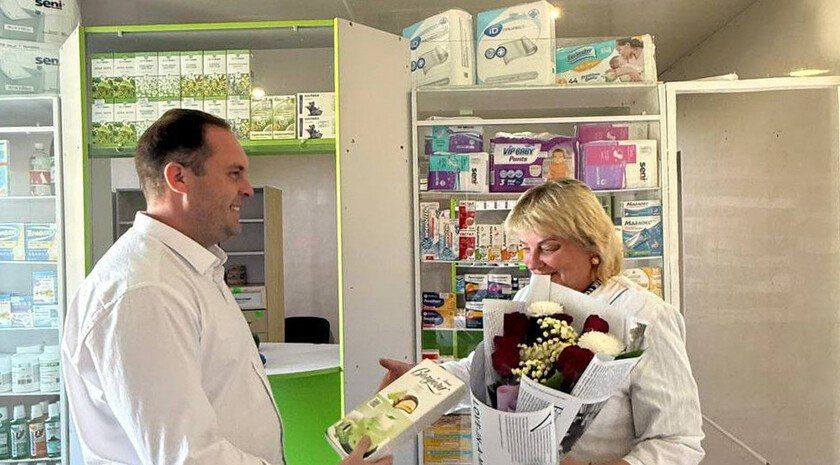 В Южном рабочем поселке Токмака открылась аптека