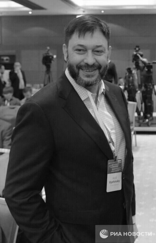 Владимир Рогов: Большая потеря. Журналист, исполнительный директор «России сегодня», член СПЧ и бывший политзаключённый киевского режима Кирилл Вышинский скончался в Москве после тяжёлой болезни