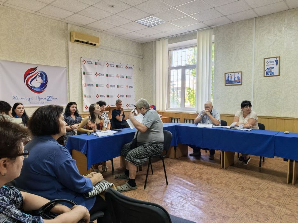 В Бердянске прошла ярмарка вакансий в рамках партпроекта «Моя карьера с Единой Россией»