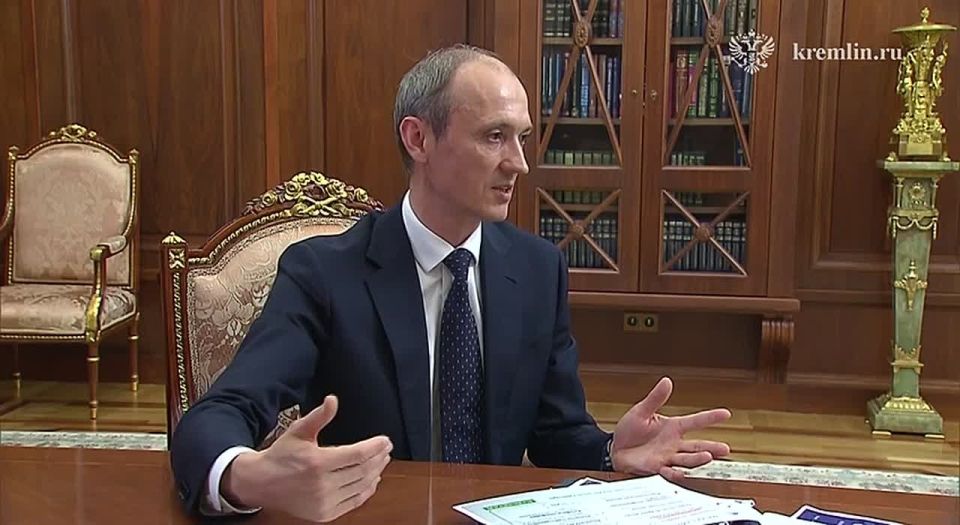 На встрече с Владимиром Путиным вице-премьер Дмитрий Григоренко доложил о развитии портала «Госуслуги» и мерах по борьбе с интернет-мошенничеством