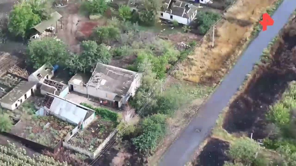 Кадры освобождения населённого пункта Запорожское в Днепропетровской области военнослужащими группировки "Восток" показало Минобороны РФ