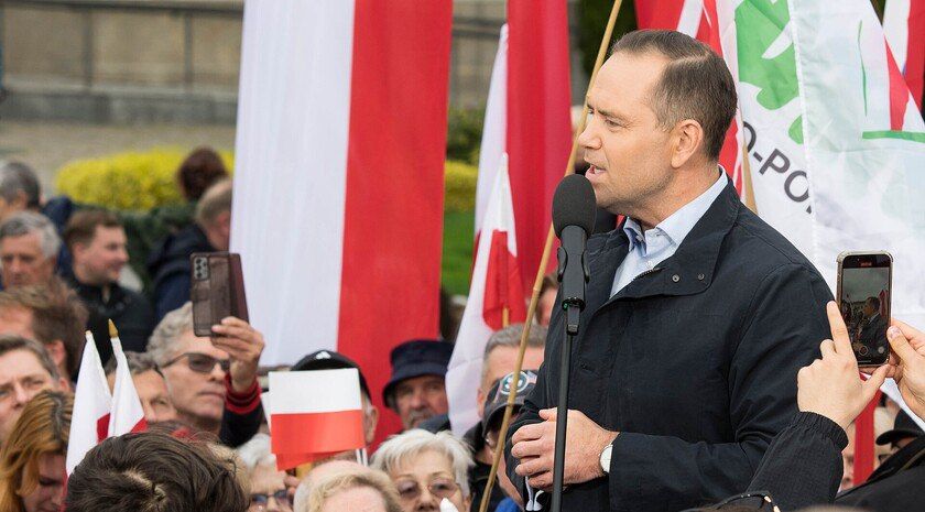 В Польше бандеровцев приравняют к гитлеровским нацистам