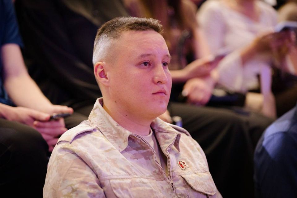 Сегодня, свой день рождения отмечает начальник регионального отделения движения «ЮНАРМИЯ» Запорожской области- Бикбулатов Фидаиль Ильхатович