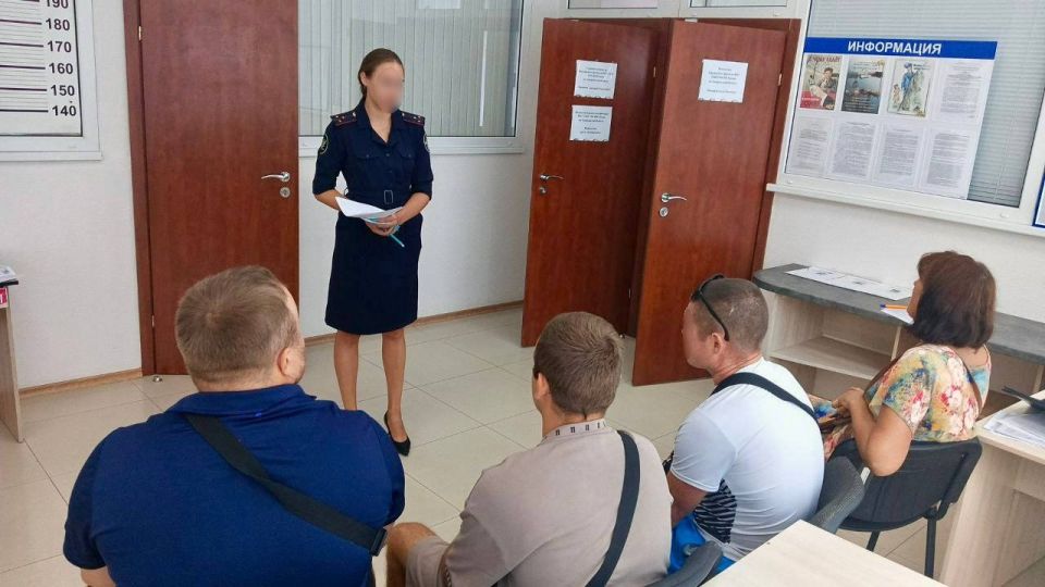 Осужденным, состоящим на учете в уголовно-исполнительной инспекции УФСИН России по Запорожской области, напомнили о ценности жизни