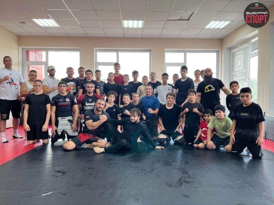 Триумф Запорожской области на Чемпионате Крыма по грэпплингу: 7 медалей и чемпионский пояс!