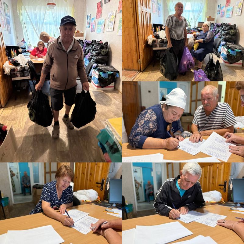 Сотрудники администрации Акимовского муниципального округа продолжают выдачу продуктовых наборов, полученных от МЧС России для жителей округа