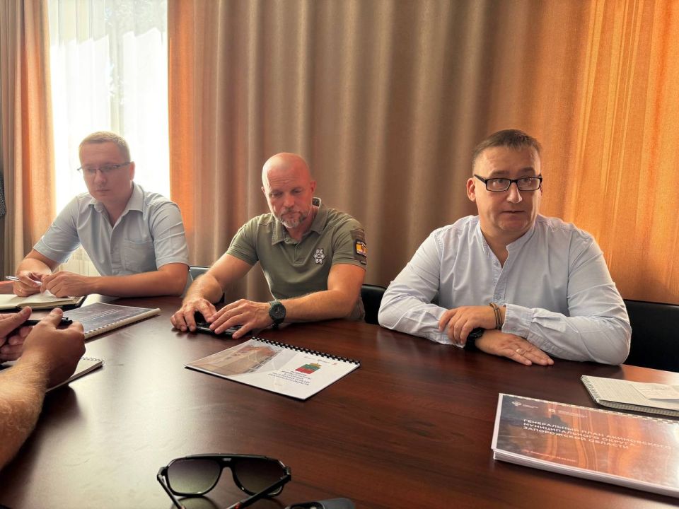 Глава Акимовского муниципального округа Александр Трудоношин провел встречу с руководством фонда капитального ремонта и ГУП ЗО «Вода Запорожья»