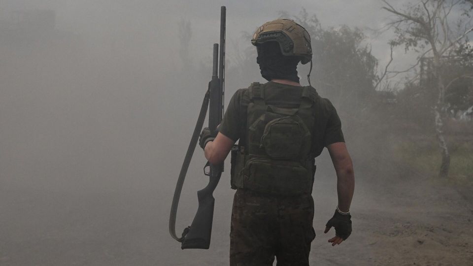 Украина отпускает молодежь, ВС РФ рвутся к Запорожью, задержаны агенты СБУ. Главное на вечер 27 августа