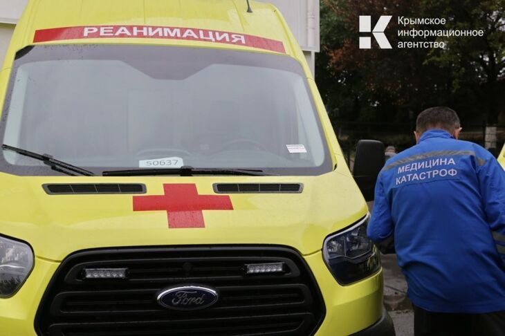 В Крым на лечение доставили пострадавшую при обстреле Днепрорудненского железорудного комбината