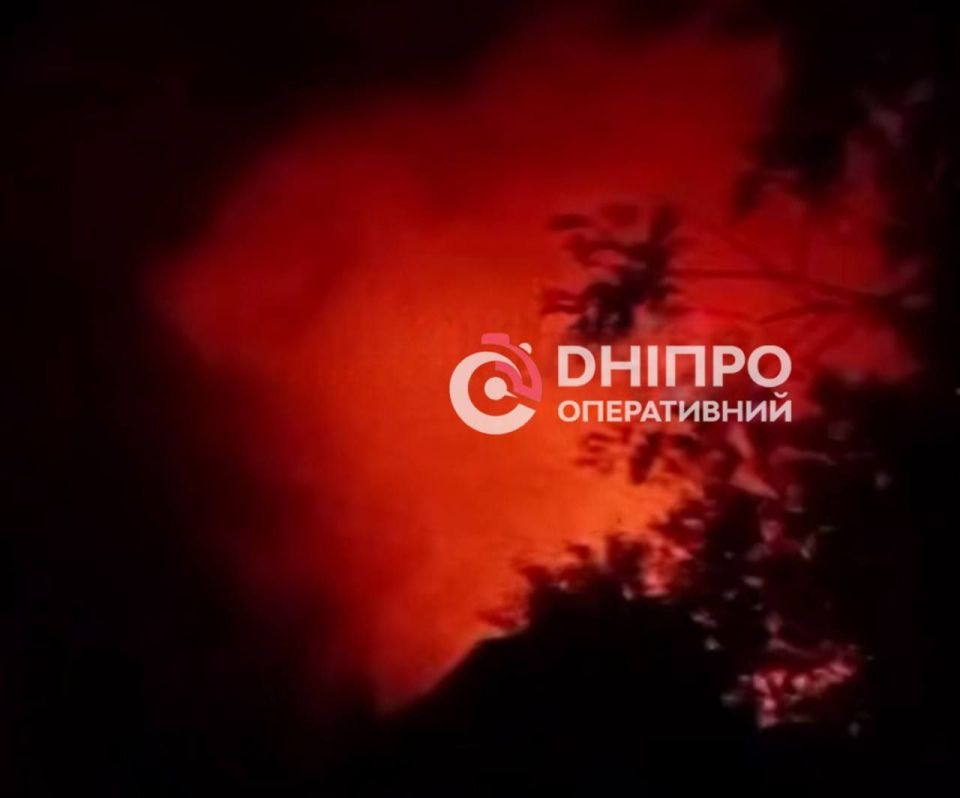 30 августа 2025 года.. • 00:00 Запорожье и Кременчуг, Буча Киевской области, Краматорск - взрывы. Герани/Герберы