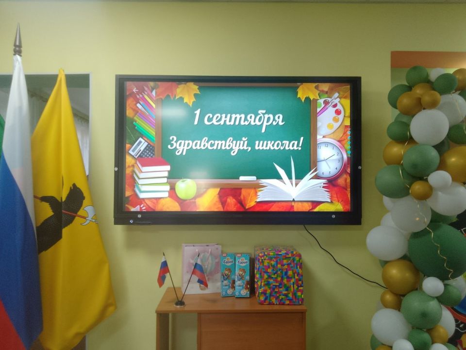 Сегодня особенный день для Акимовской СОШ №2 им. Щирова – двери распахнулись, приветствуя своих учеников! После долгожданной паузы, наполненной предвкушением, школьные коридоры снова ожили звонкими голосами и радостными...