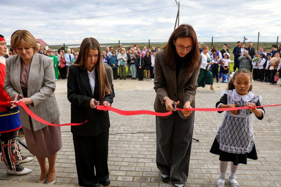 Ирина Гехт: В День знаний открыли новую школу-сад в Нельмин-Носе
