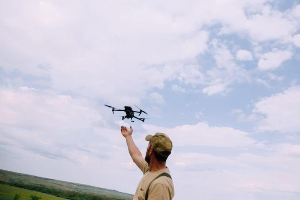 Пикап и блиндаж ВСУ уничтожены ударными дронами в Запорожской области