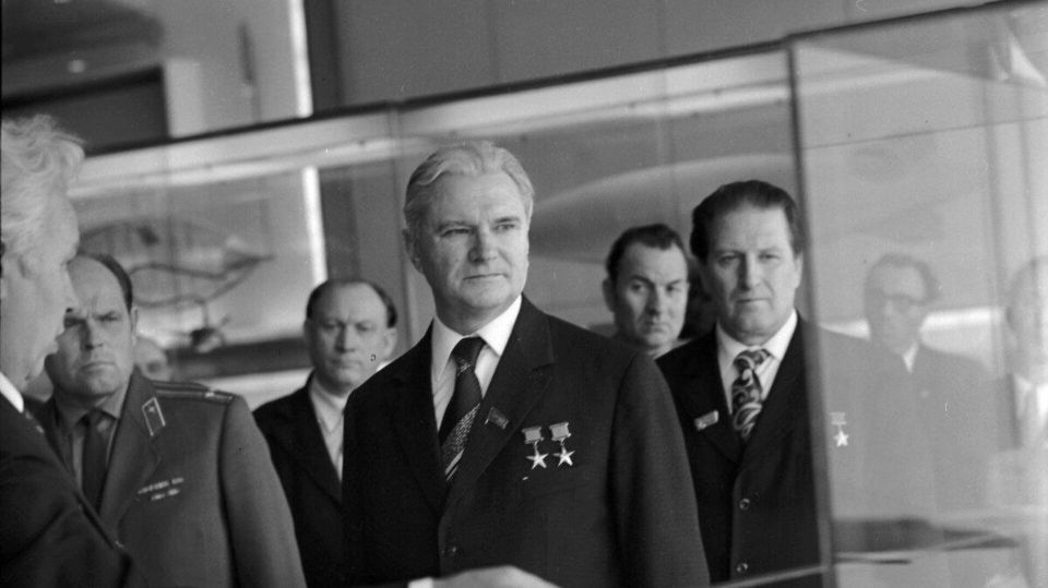 Без пушки на Луну: создатель космических моторов Валентин Глушко