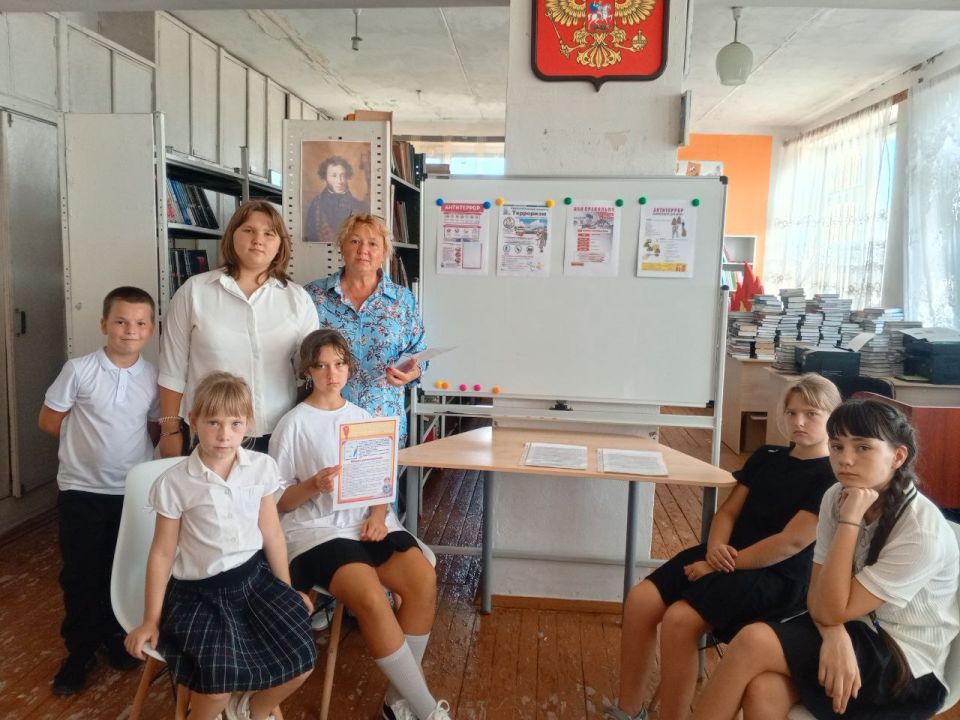      &quot;&quot;          ,   