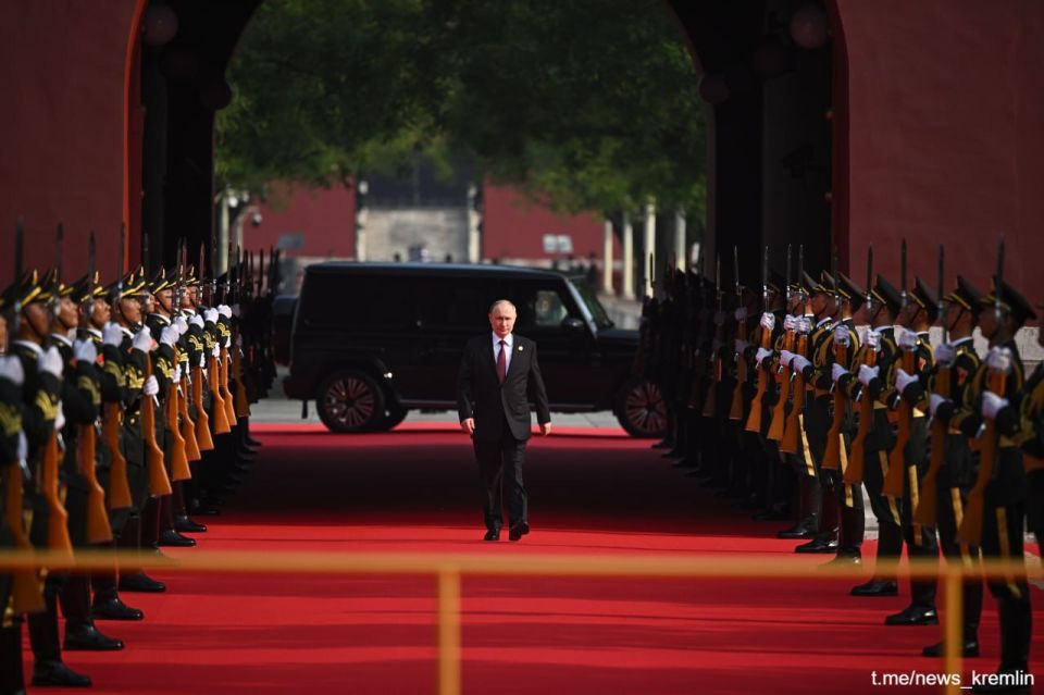 Владимир Путин завершил четырехдневный визит в Китай