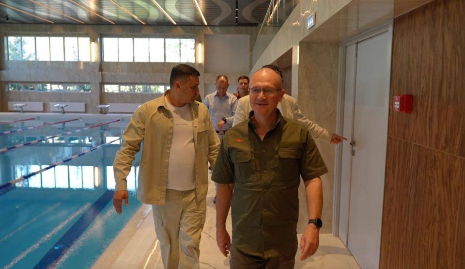  :        ,      ,         ...