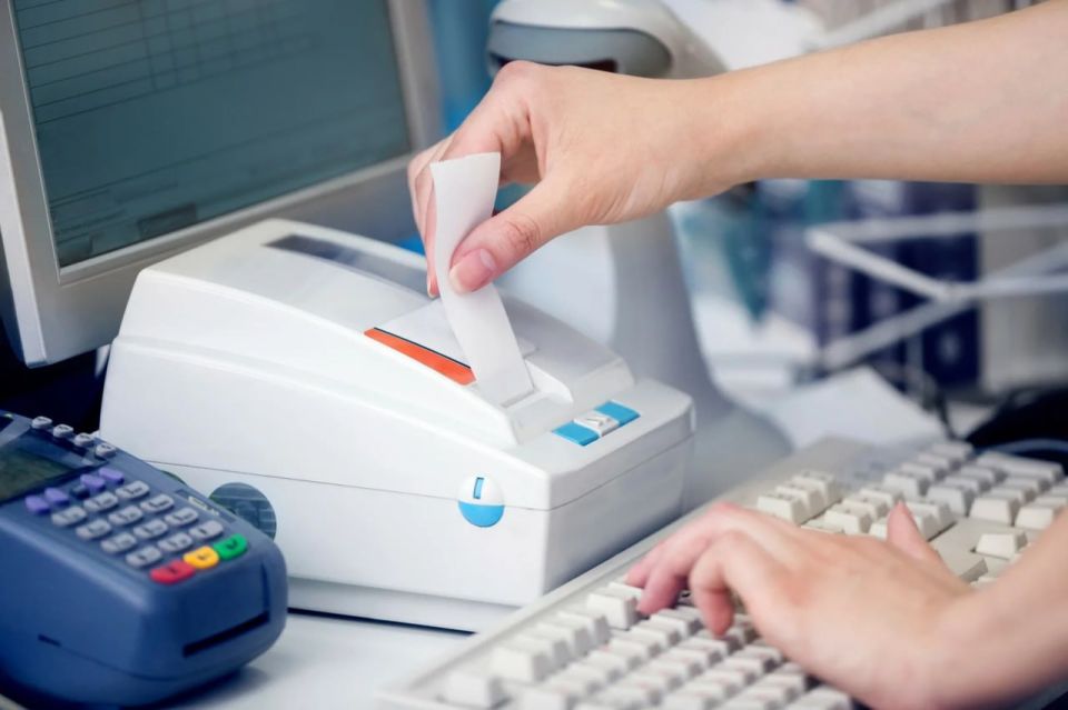 С момента обязательного внедрения онлайн-касс в новых субъектах РФ прошёл месяц — первые итоги говорят об успешной интеграции