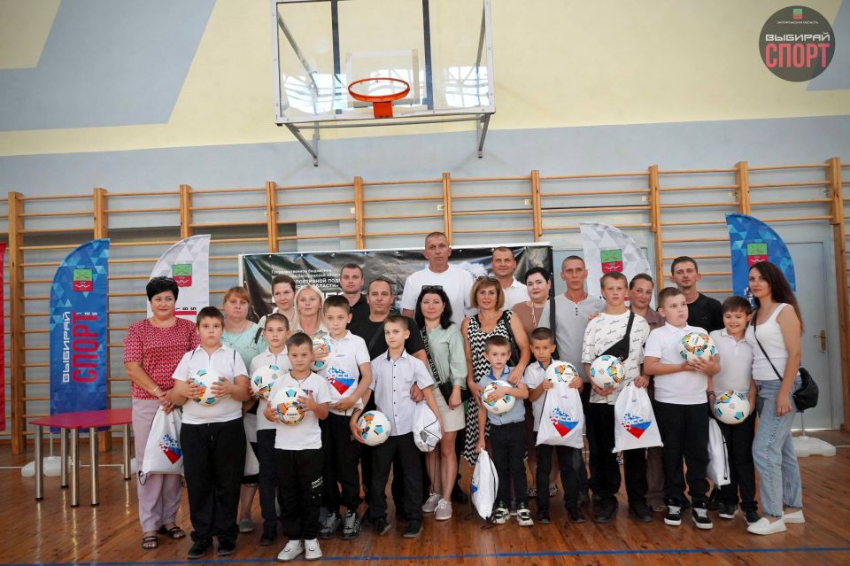 Развитие инклюзивного спорта: открыта группа начальной подготовки по футболу для детей с ЛИН!