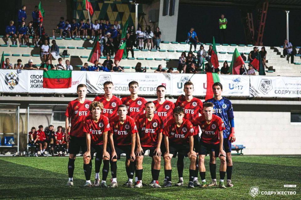 Сборная команда ЗО по футболу возвращается к тренировкам: готовимся к новым матчам в Объединенном Чемпионате «Содружество»!