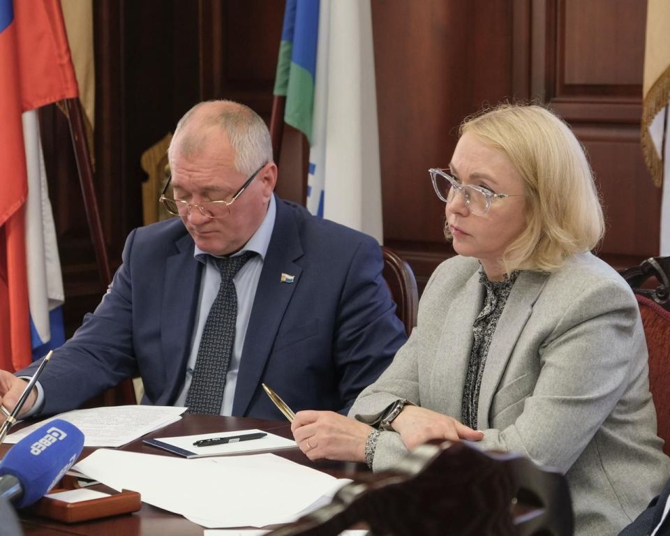 Ирина Гехт: Друзья, только что завершилось заседание фракции депутатов от партии «Единая Россия»