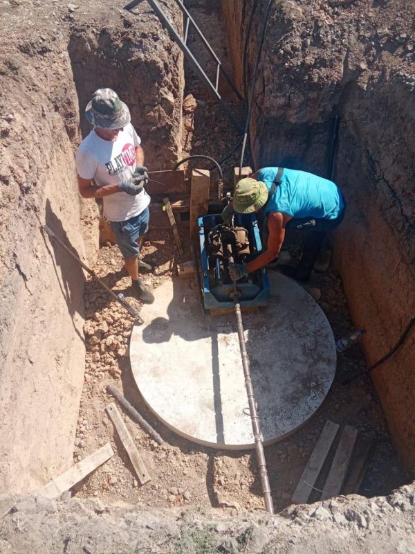 В поселке им. Максима Горького полным ходом идут работы по модернизации систем водоснабжения