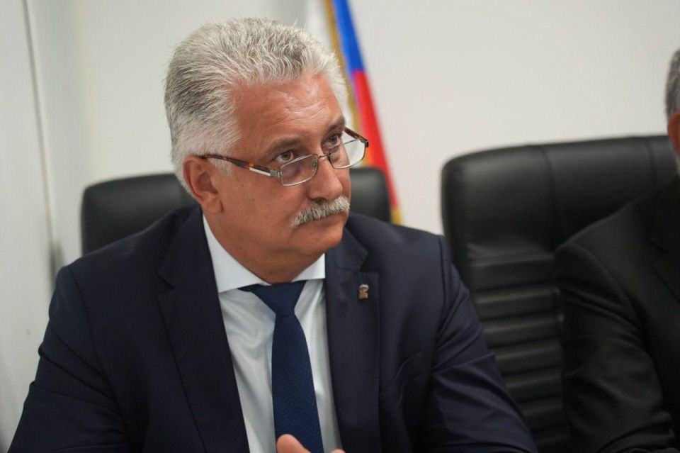 ����� ��������� ������ �������� ����� ����� �������