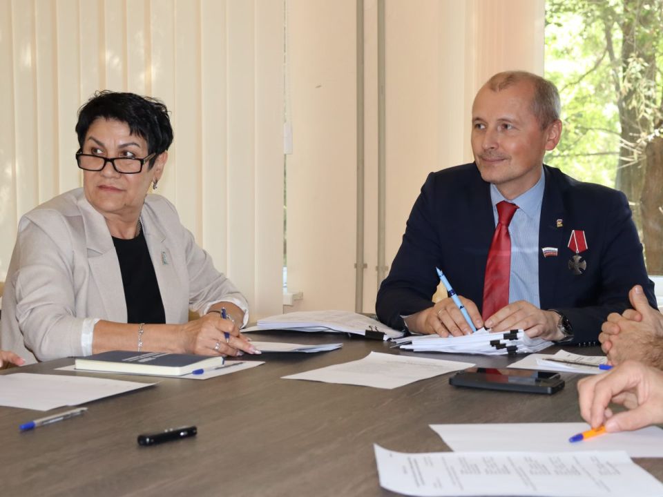 Под председательством Максима Зубарева состоялось заседание Комитета Законодательного Собрания Запорожской области по государственному управлению и местному самоуправлению