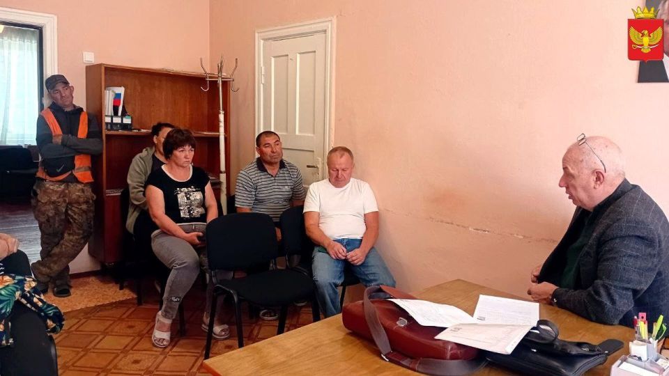 Очередной выездной прием граждан провели председатель Приморского окружного совета депутатов Никита Комелов и заместитель председателя комитета по государственному управлению и местному самоуправлению Законодательного...