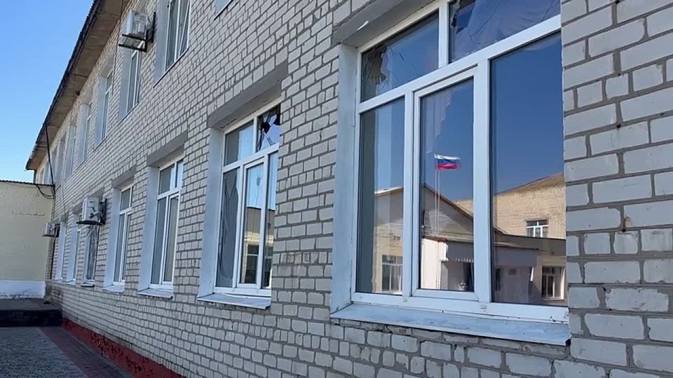 Наталья Романиченко: Нахожусь во дворе школы №3 города Васильевка