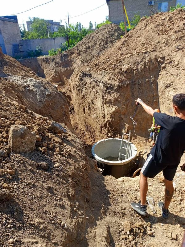 Шеф-регион помогает в восстановлении канализационной насосной станции в Акимовском округе