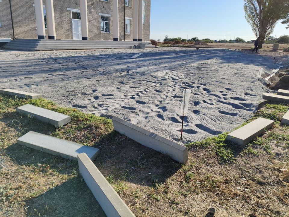 Новоданиловский сельский Дом культуры становится центром притяжения для жителей благодаря масштабным работам по комплексному благоустройству прилегающей территории