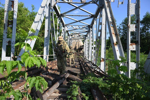 �� ������� ���������� � ����������� �� �� ��� �������, ��������� � ����������