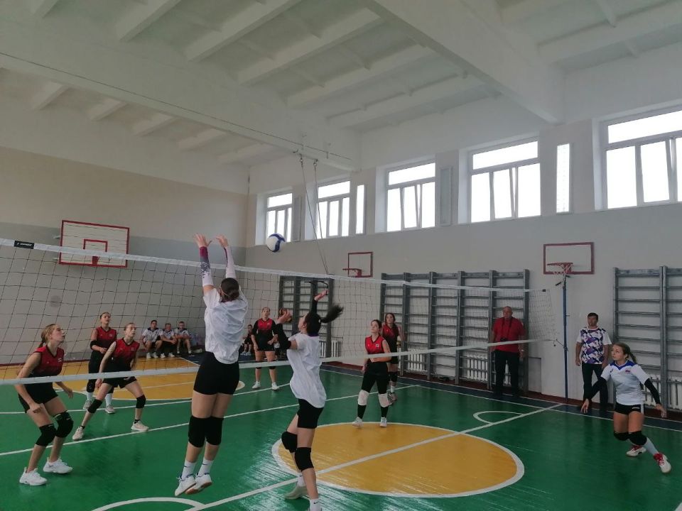 В школе №2 прошёл финал по волейболу